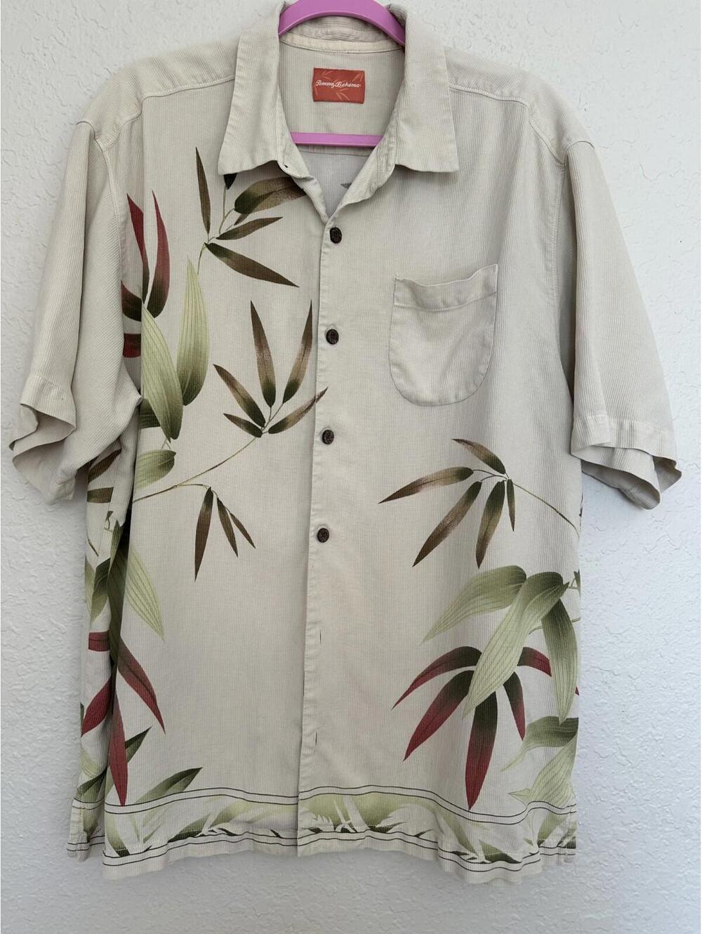 Tommy Bahama Shirt Mens XL Beige Silk Leaf Print Button Up Short Sleeve Casual